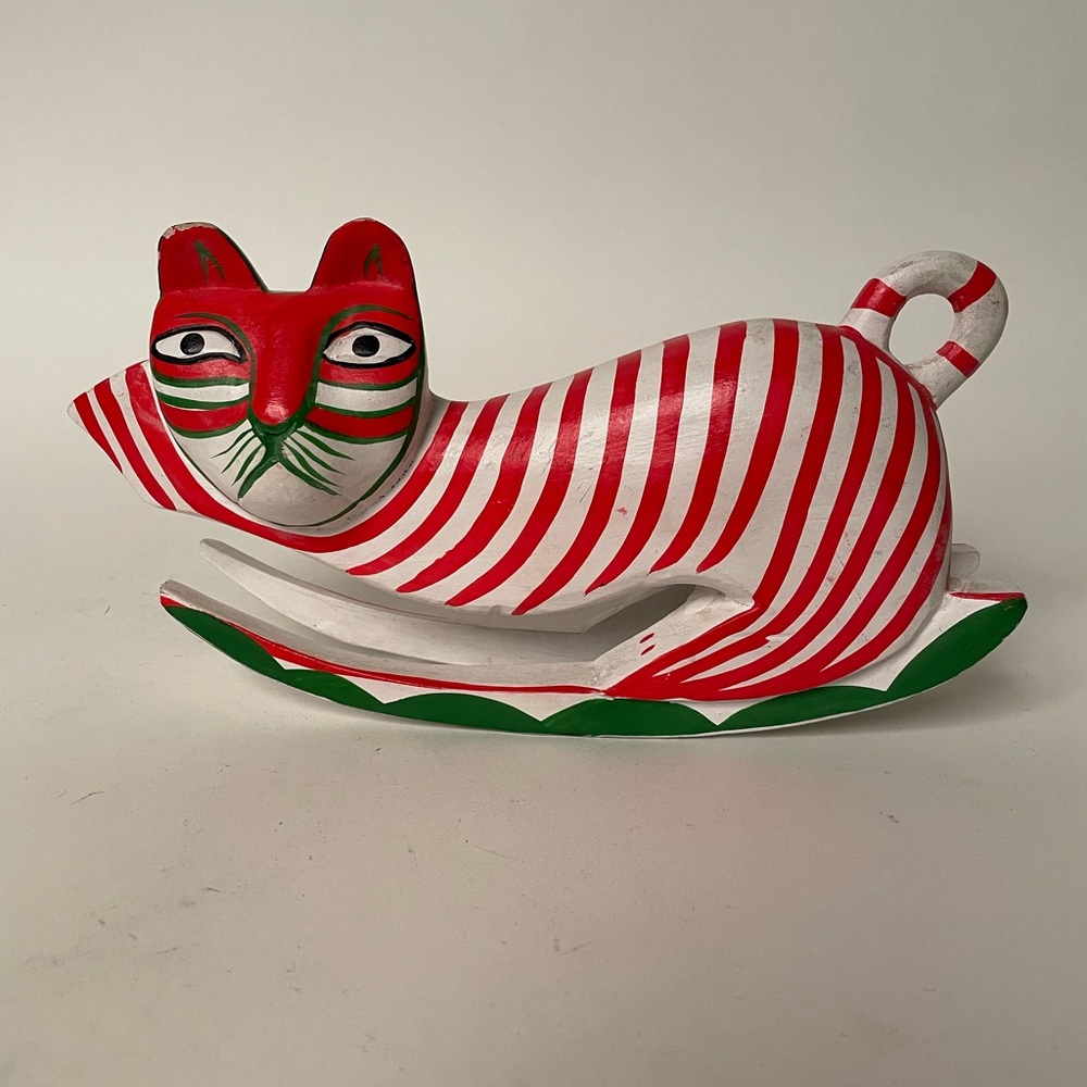 Vintage “Laurel Burch” like carved wooden Christmas cat